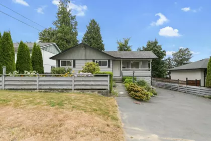 18066 59 Avenue, Surrey, BC, Surrey — Single Family Residence for sale
