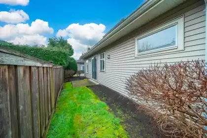 Primary Bedroom Photo of 58 7288 Heather Street, Richmond, BC