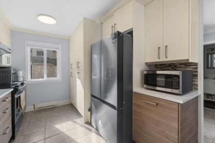 45 2830 W Bourquin Crescent, Abbotsford, BC, Abbotsford — Townhouse for sale
