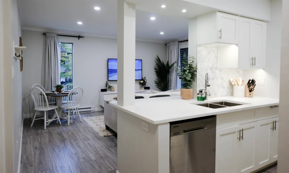 Mudroom Photo of 19 365 Ginger Drive, New Westminster, BC