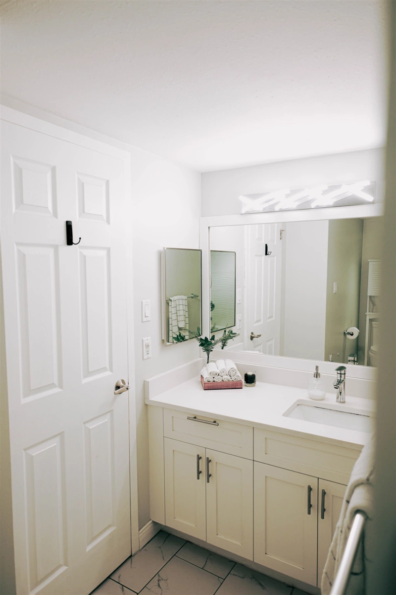 Primary Bathroom Photo of 19 365 Ginger Drive, New Westminster, BC