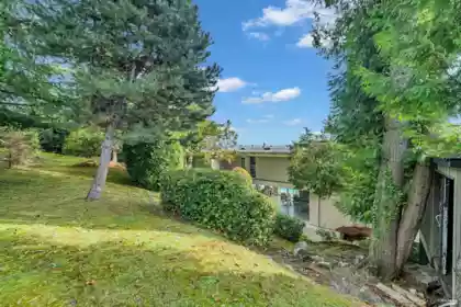 Aerial View of 4313 Rockridge Road, West Vancouver, BC