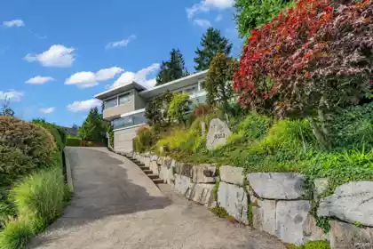 4313 Rockridge Road, West Vancouver, BC, West Vancouver — Single Family Residence for sale