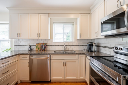 Powder Room Photo of 3 6537 138 Street, Surrey, BC