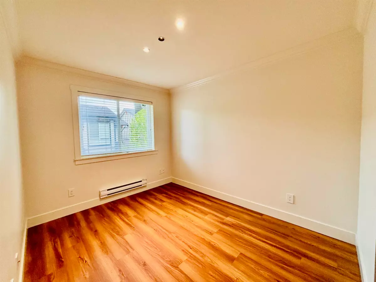 Bedroom 3 Photo of 11 9391 Alberta Road, Richmond, BC
