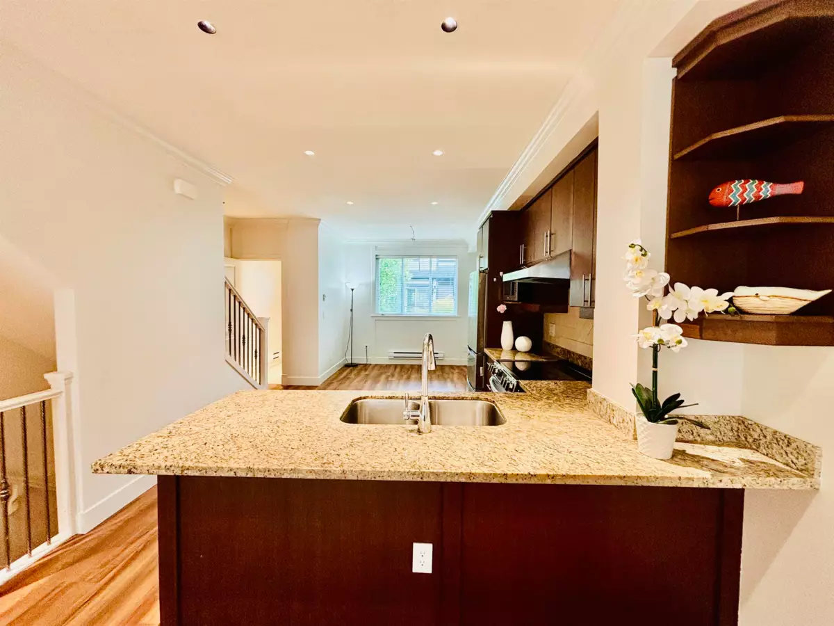 Kitchen Photo of 11 9391 Alberta Road, Richmond, BC