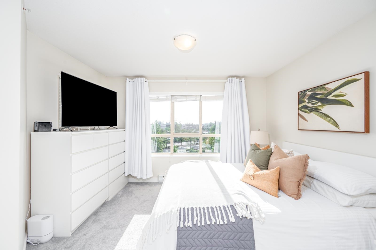 Loft / Bonus Room Photo of C405 8929 202 Street, Langley, BC