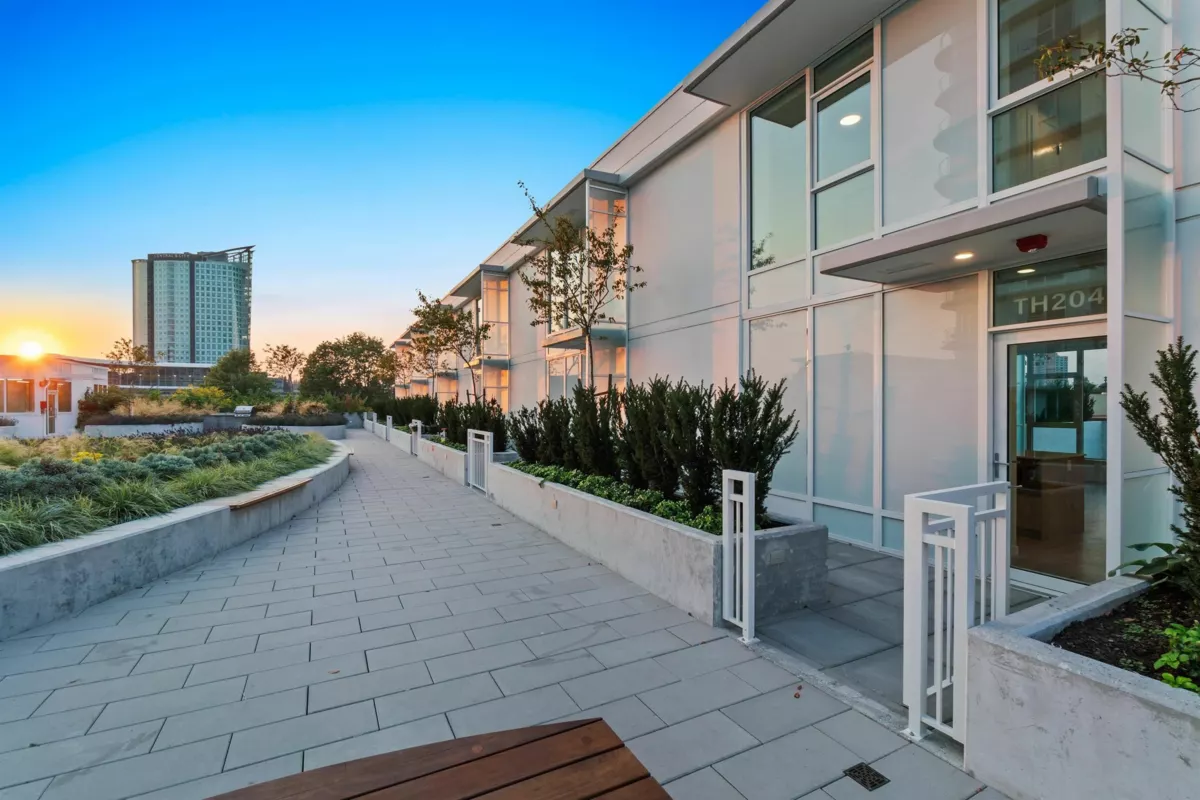 Living Room Photo of 204 10225 Whalley Boulevard, Surrey, BC