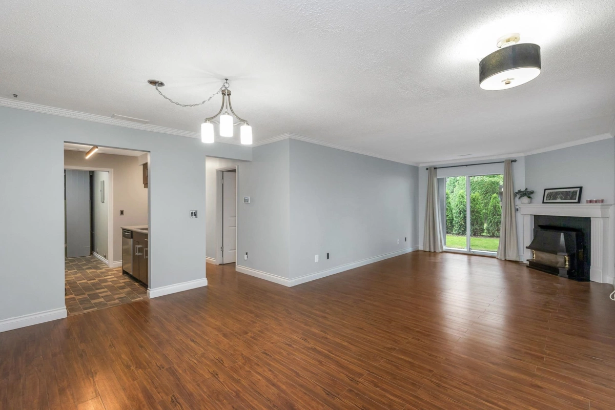 Guest Bathroom Photo of 514 34909 Old Yale Road, Abbotsford, BC