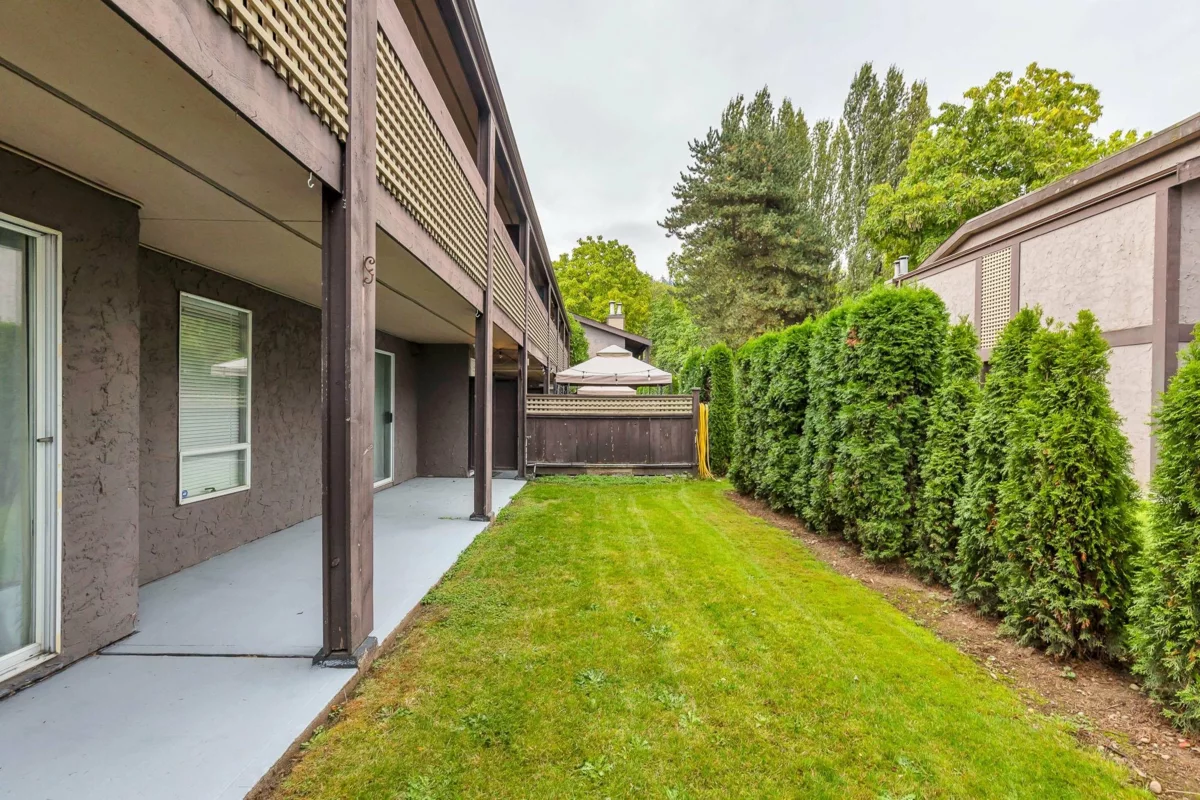Hallway Photo of 514 34909 Old Yale Road, Abbotsford, BC