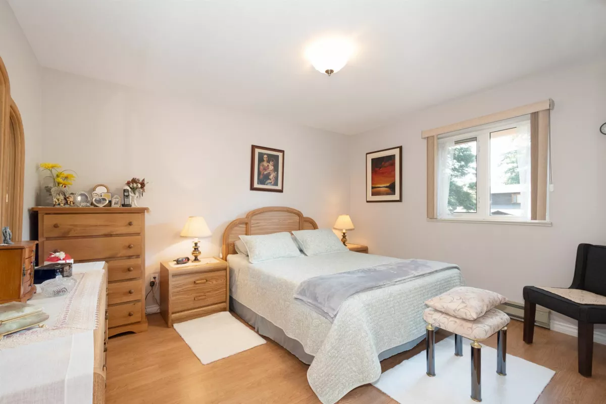 Garage Interior Photo of 6440 Rosebery Avenue, West Vancouver, BC