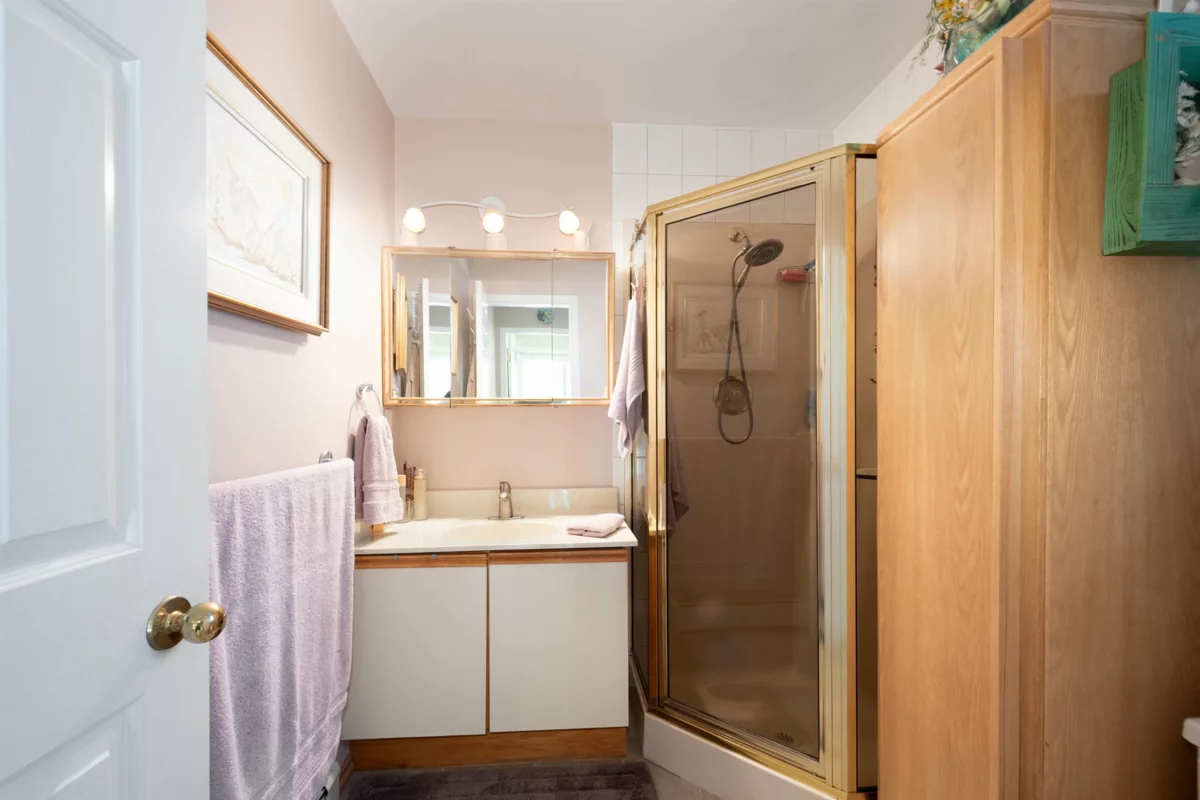 Office / Den Photo of 6440 Rosebery Avenue, West Vancouver, BC