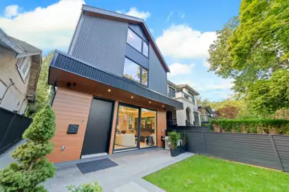 Aerial View of 1 3466 W 22nd Avenue, Vancouver, BC