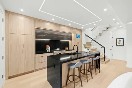 1 3466 W 22nd Avenue, Vancouver, BC, Vancouver — Half Duplex for sale