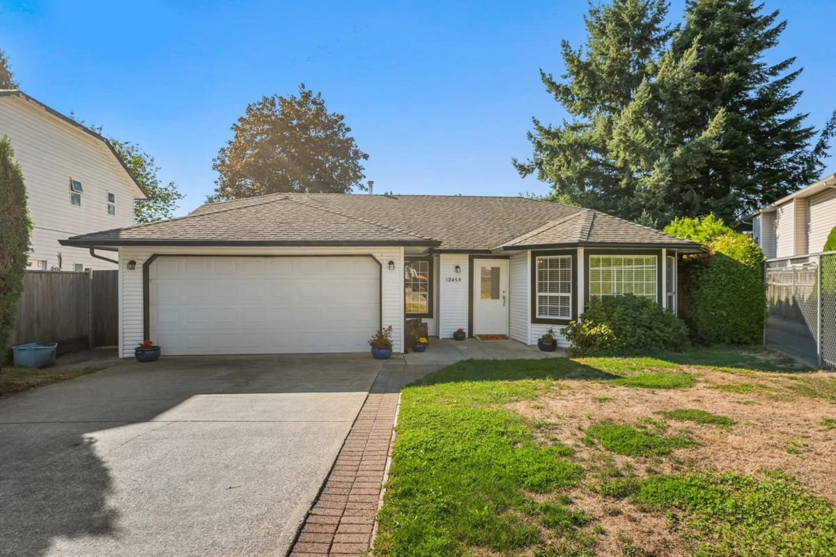 Fitness Center Photo Near 12453 189a Street, Pitt Meadows, BC