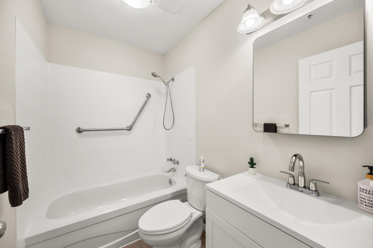 Front Yard Photo of 12453 189a Street, Pitt Meadows, BC