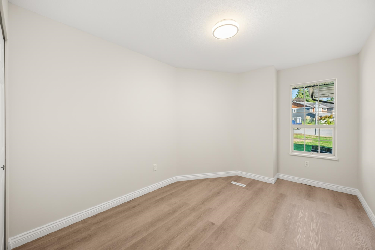 Outdoor Deck Photo of 12453 189a Street, Pitt Meadows, BC