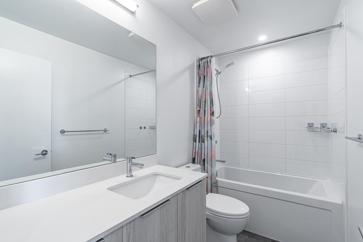 Entry Foyer Photo of 4306A Cormorant Way, Tsawwassen, BC