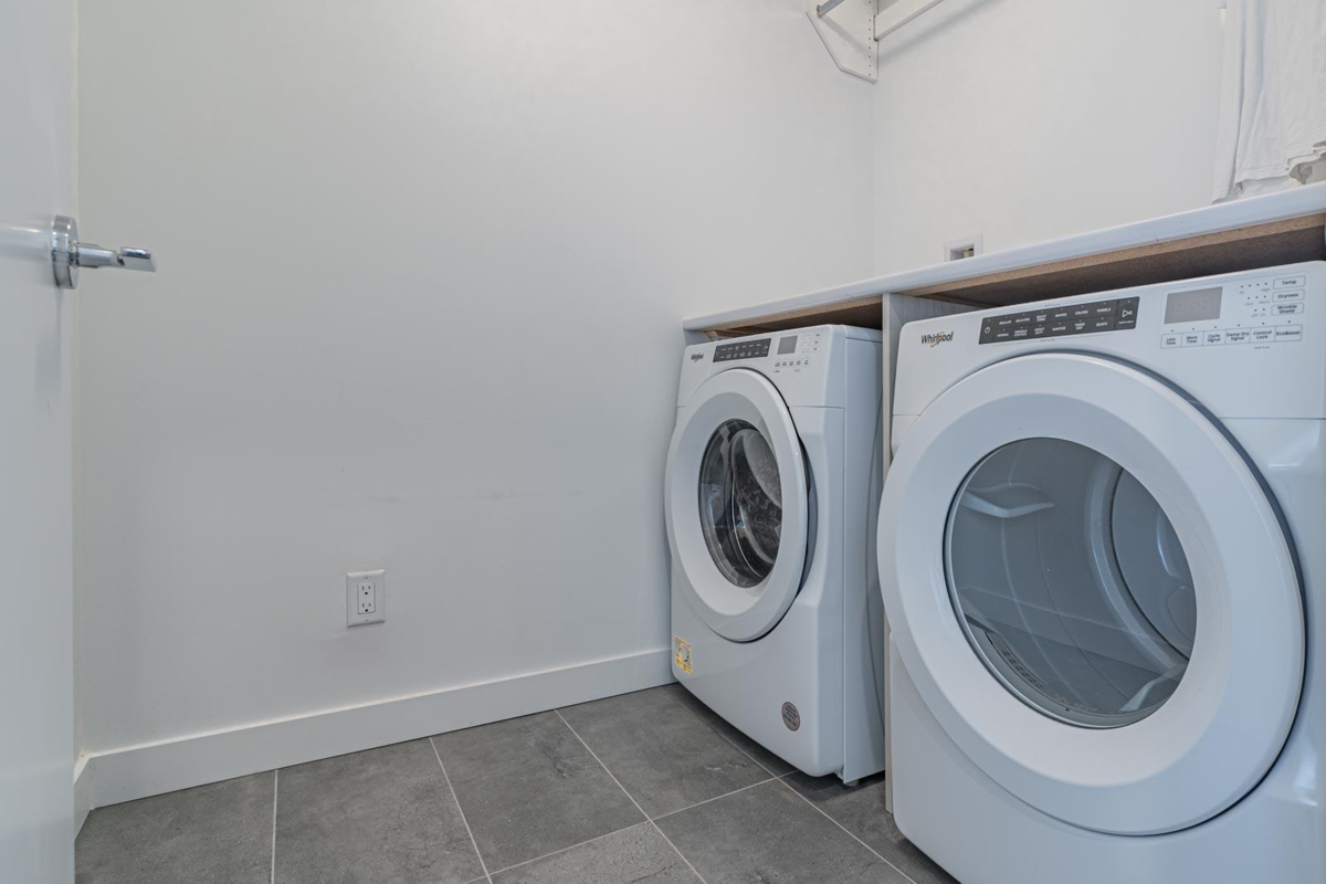Hallway Photo of 4306A Cormorant Way, Tsawwassen, BC