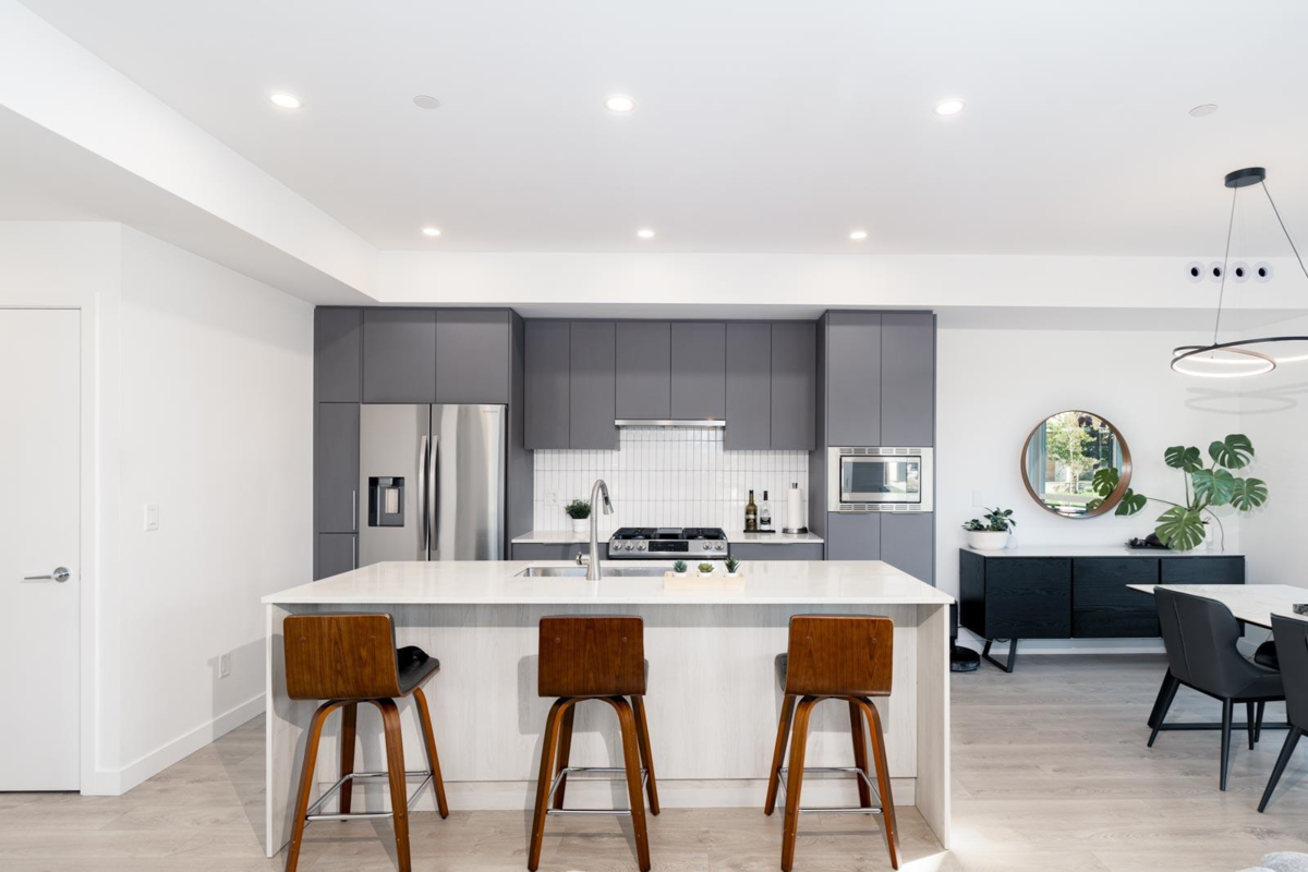 Kitchen Island Photo of 4306A Cormorant Way, Tsawwassen, BC