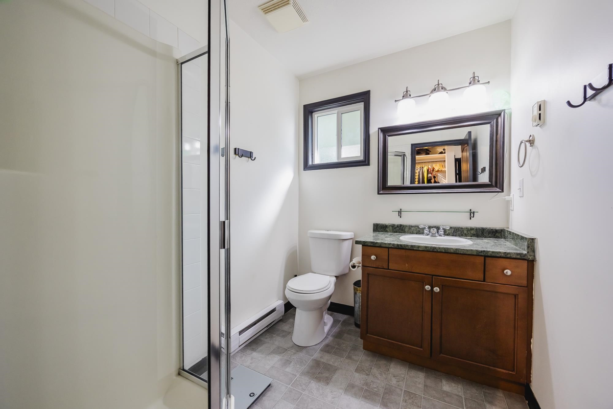 Entry Foyer Photo of 7 46608 Yale Road, Chilliwack, BC
