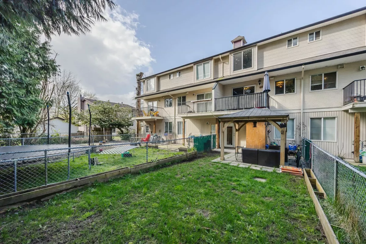 Fitness Center Photo Near 7 46608 Yale Road, Chilliwack, BC