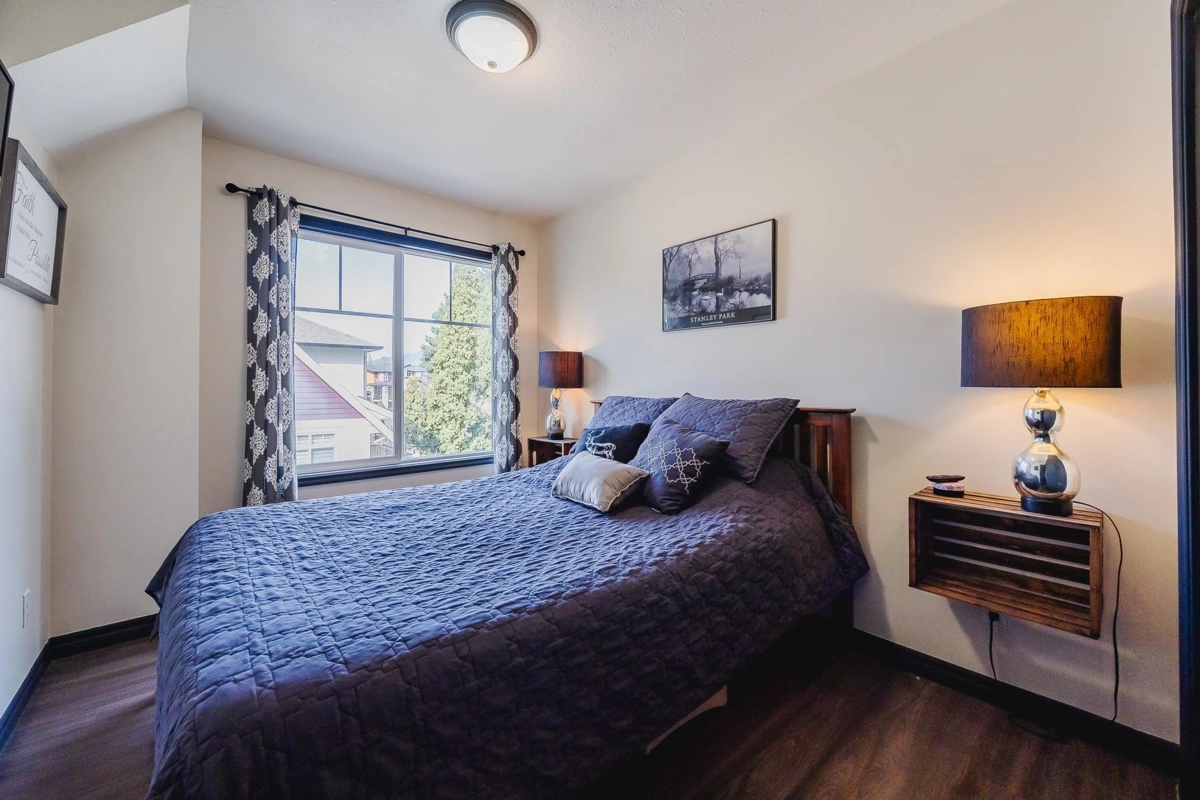 Hallway Photo of 7 46608 Yale Road, Chilliwack, BC