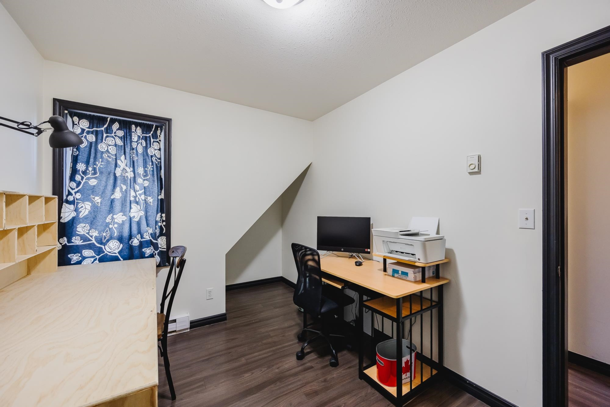 Outdoor Deck Photo of 7 46608 Yale Road, Chilliwack, BC