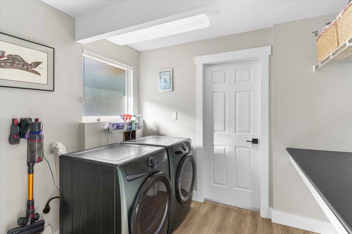 Garden / Landscaping Photo of 12350 Carlton Street, Maple Ridge, BC