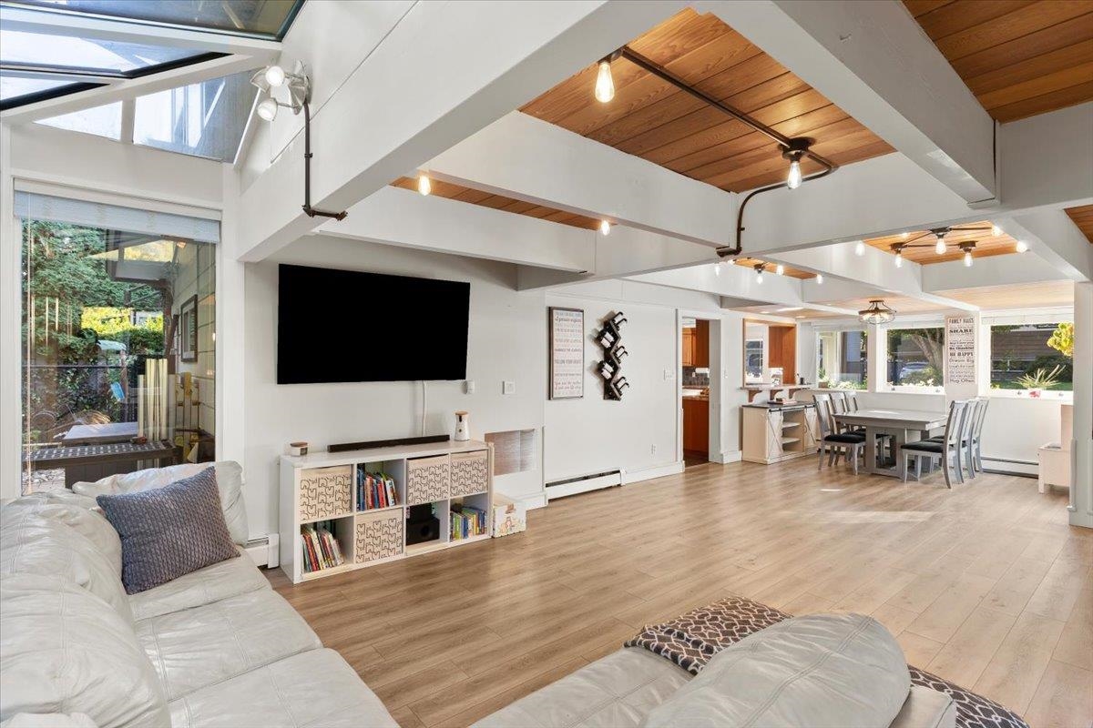 Pantry Photo of 12350 Carlton Street, Maple Ridge, BC