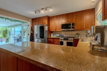 22650 Lee Avenue, Maple Ridge, BC, Maple Ridge — Single Family Residence for sale