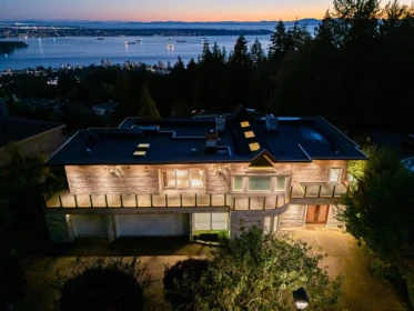 Outdoor Kitchen Photo of 1562 Pinecrest Drive, West Vancouver, BC