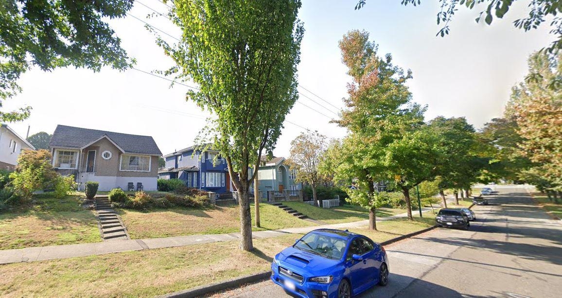 Living Room Photo of 2772 E 5th Avenue, Vancouver, BC