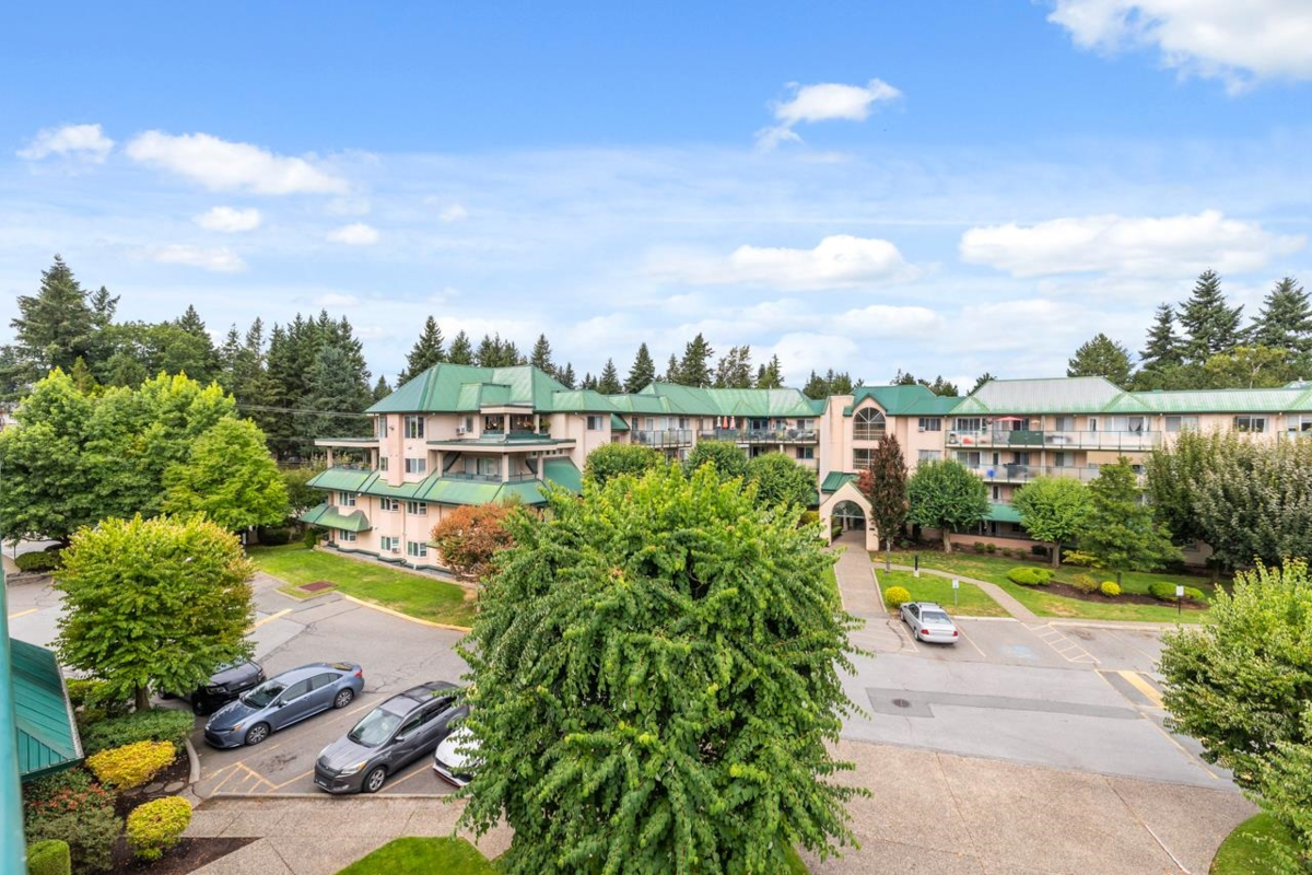 Garage Interior Photo of 409 2958 Trethewey Street, Abbotsford, BC