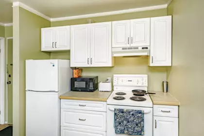 610 1330 Burrard Street, Vancouver, BC, Marpole — 1 bed apartment/condo for sale