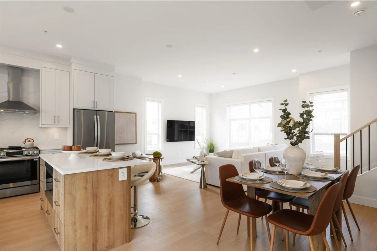 Family Room Photo of 30 20645 68 Avenue, Langley, BC