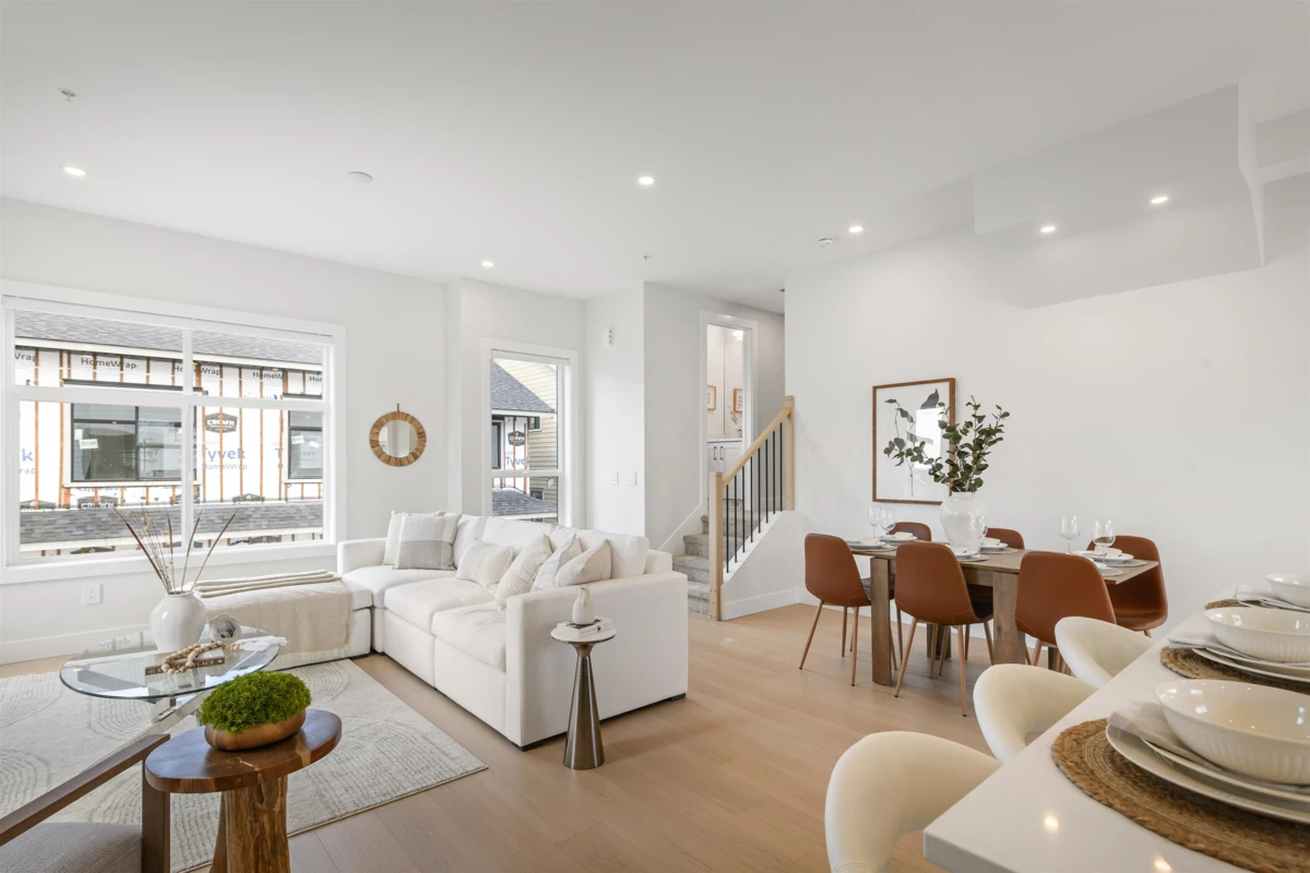 Front Yard Photo of 30 20645 68 Avenue, Langley, BC