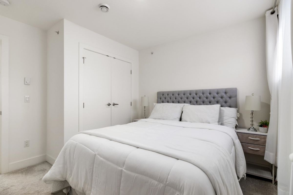 Front Yard Photo of 1 46387 Margaret Avenue, Chilliwack, BC