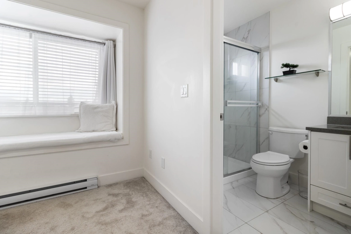 Staircase Photo of 1 46387 Margaret Avenue, Chilliwack, BC