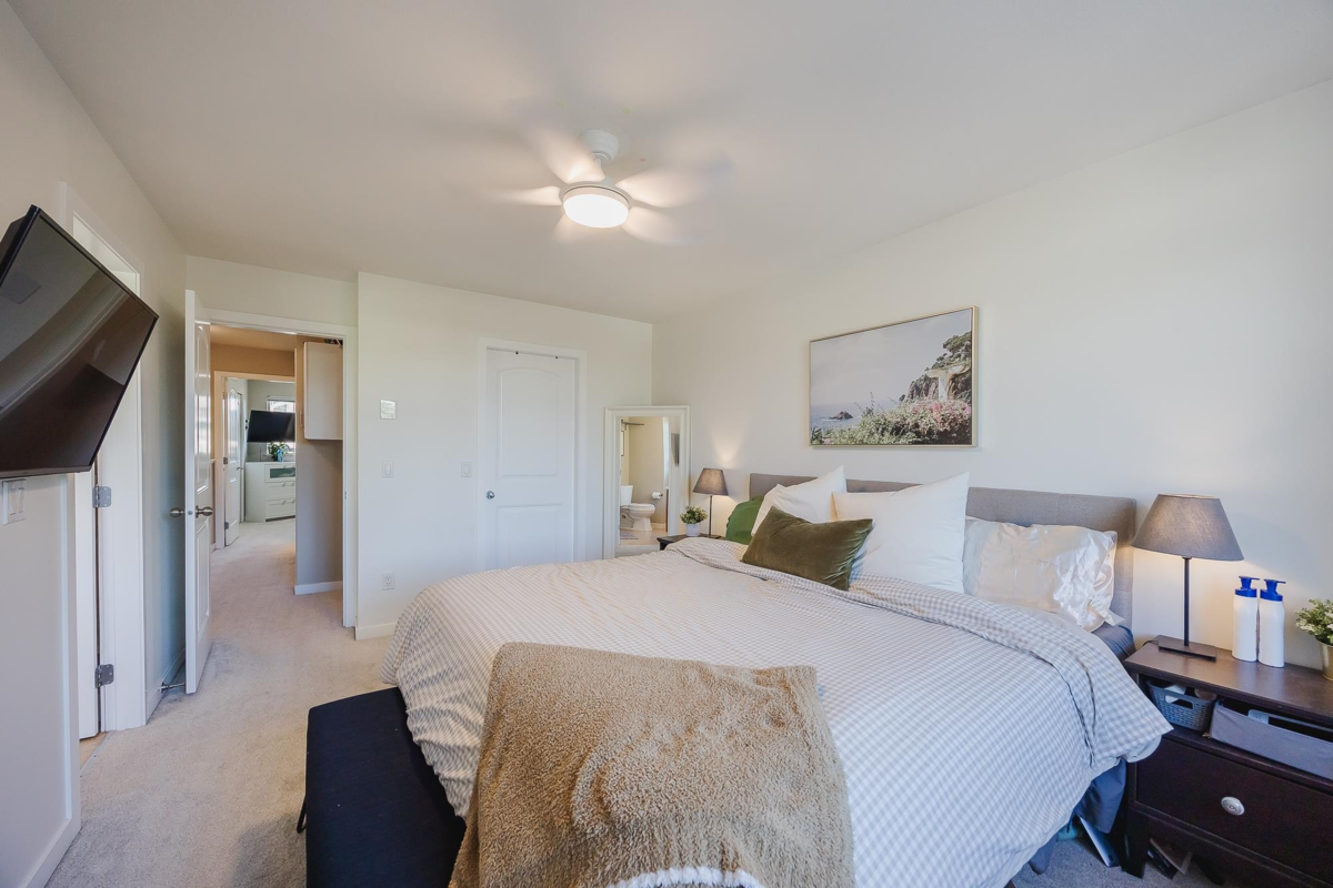 Bedroom 3 Photo of 4 6852 193 Street, Surrey, BC