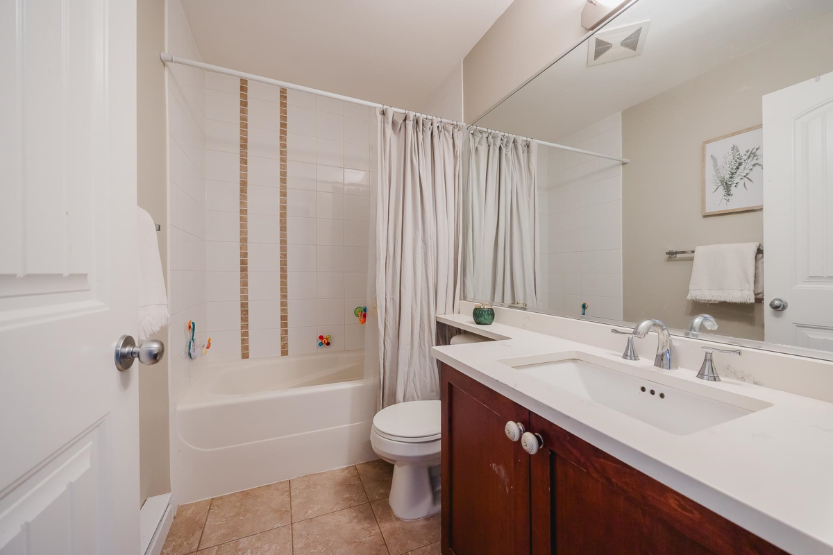 Loft / Bonus Room Photo of 4 6852 193 Street, Surrey, BC