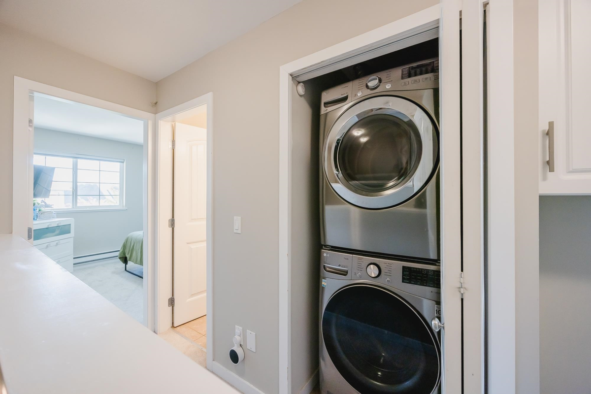 Mudroom Photo of 4 6852 193 Street, Surrey, BC