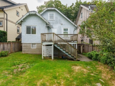 2645 W 6th Avenue, Vancouver, BC, Vancouver — Single Family Residence for sale