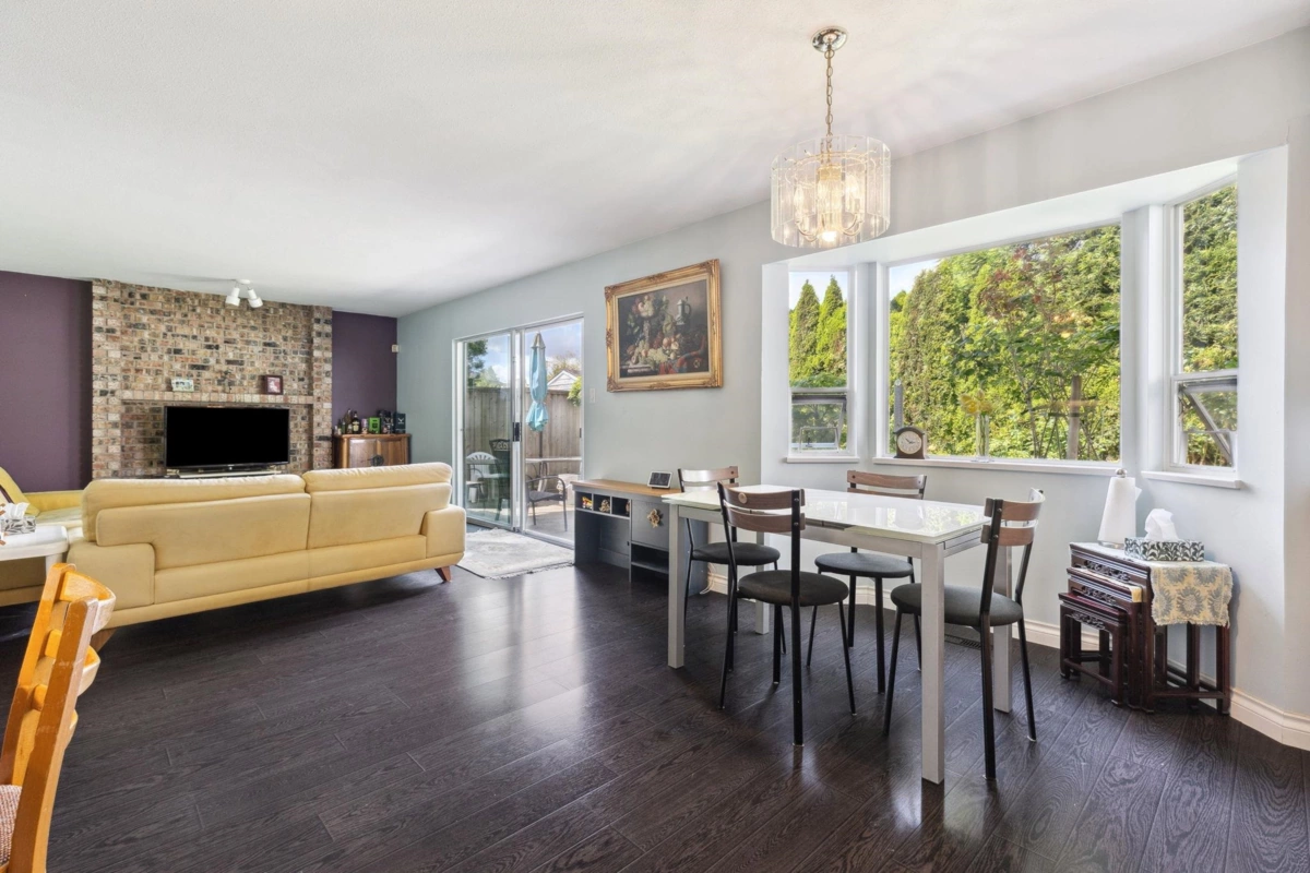 Breakfast Nook Photo of 12371 Greenland Drive, Richmond, BC
