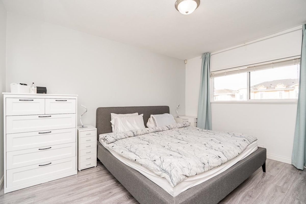 Primary Bathroom Photo of 3738 Forest Street, Burnaby, BC