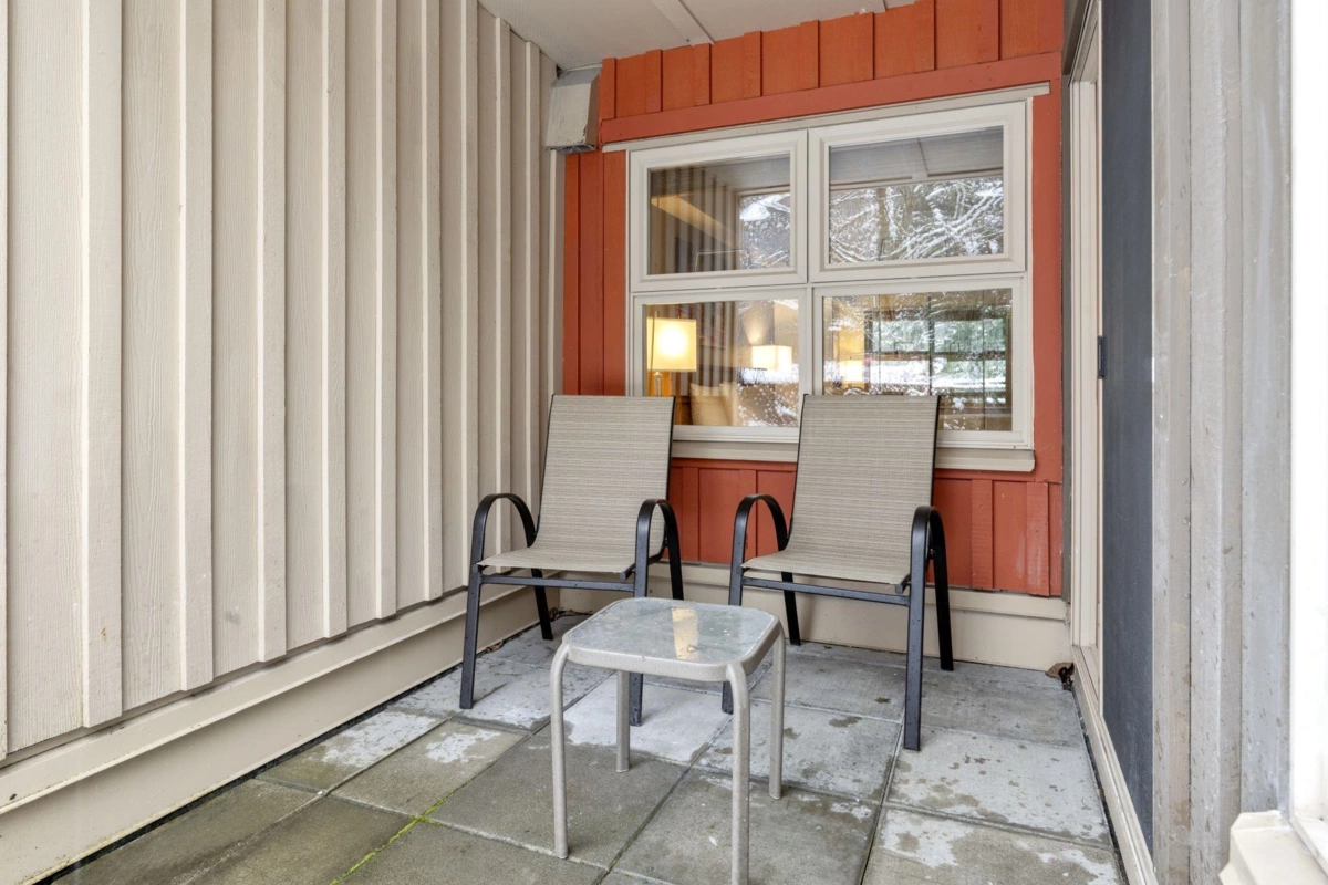 Primary Bedroom Photo of 125 2050 Lake Placid (Week 52) Road, Whistler, BC