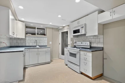 Basement Recreation Room Photo of 24644 56 Avenue, Langley, BC