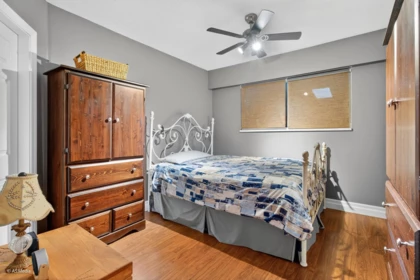 Office / Den Photo of 24644 56 Avenue, Langley, BC