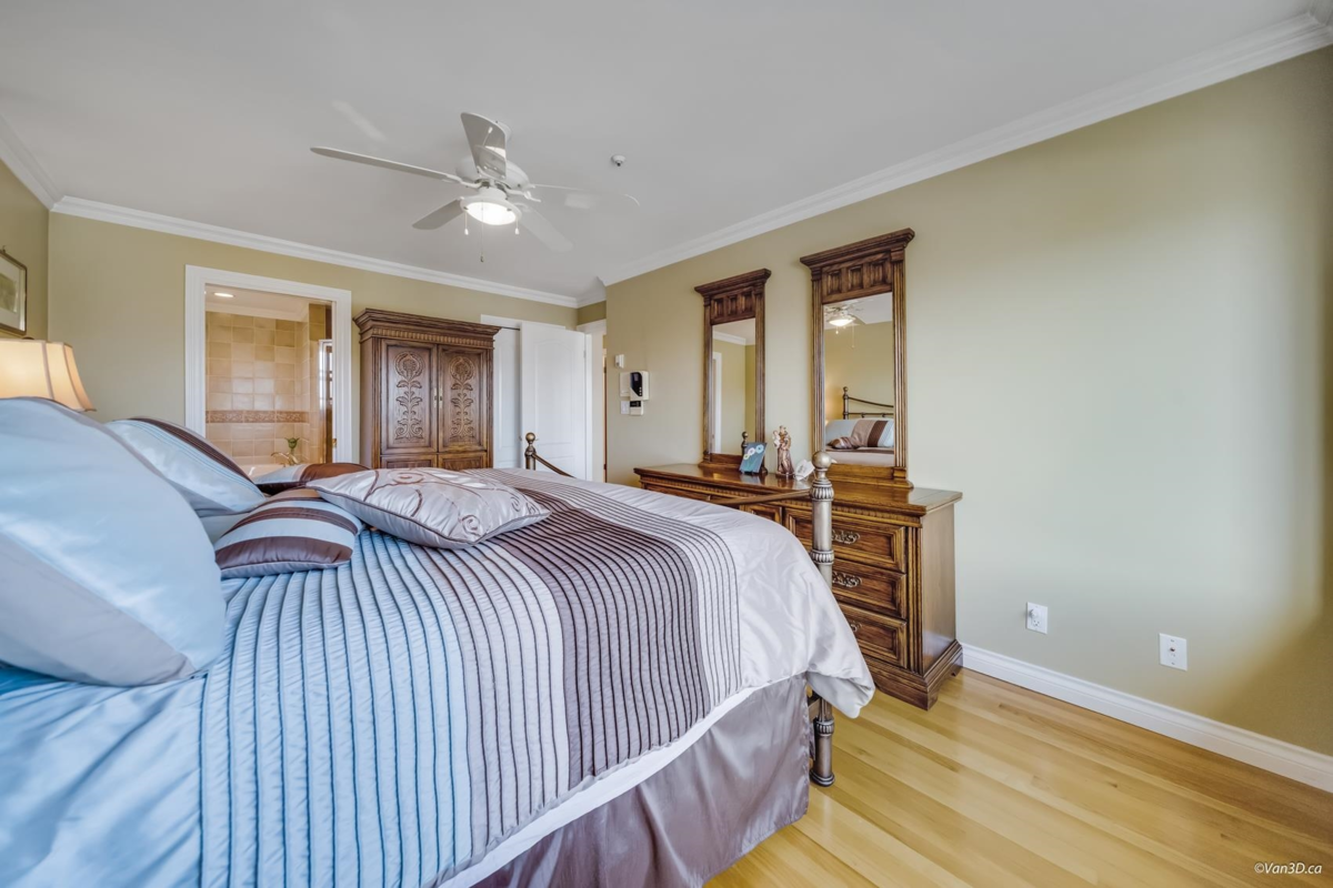 Garage Interior Photo of 1627 E 34th Avenue, Vancouver, BC