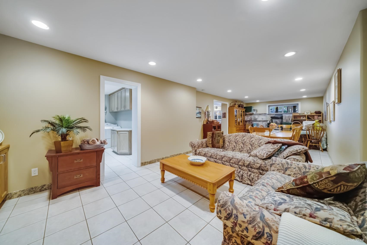 Outdoor Kitchen Photo of 1627 E 34th Avenue, Vancouver, BC